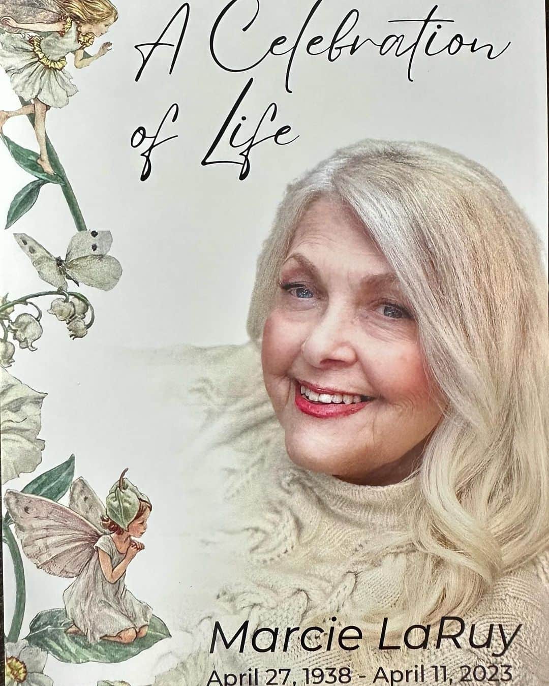 のインスタグラム：「To My Mommaloo,  Whose sense of magic, enchantment, imagination and adventure infused all that she did and inspired all who loved her. Whose blood, sweat and tears, and unwavering support in all that I did taught me to be fearless, to know God, and to believe in magic and miracles…That all things are possible…. And they are Mom, because of you♥️😭🙏🏼  #thefairywhisperer #dancingherwaythroughheaven #memorial  #celebrationoflife\85thbirthday」