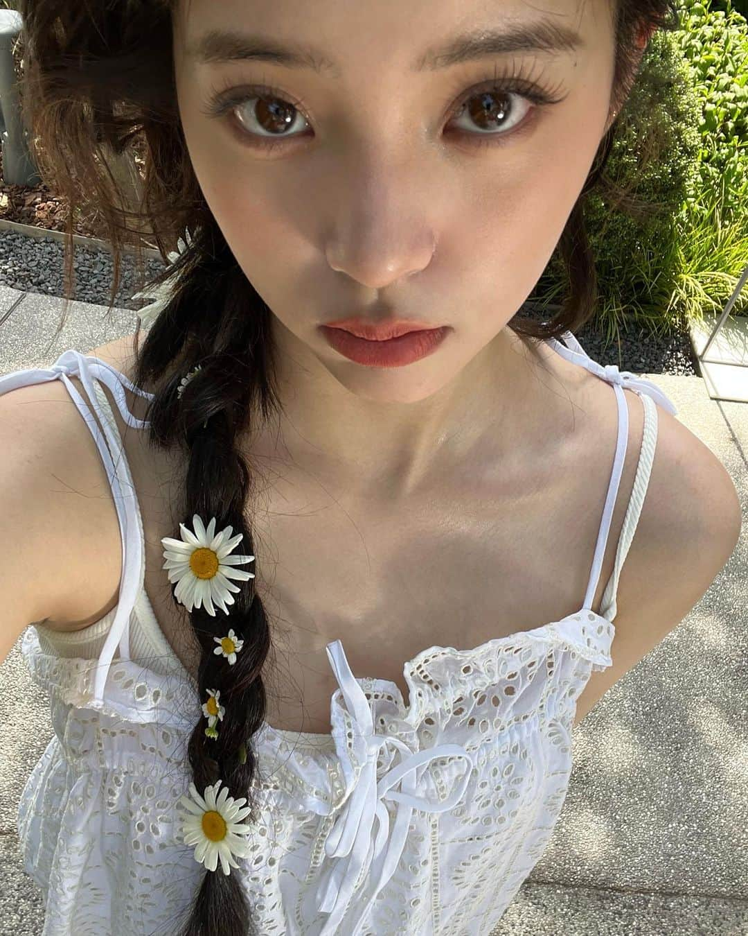 Nanaさんのインスタグラム写真 - (NanaInstagram)「+ last day of April’ ✿ ✿ ✿ 🥕」4月30日 18時14分 - nanaouyang