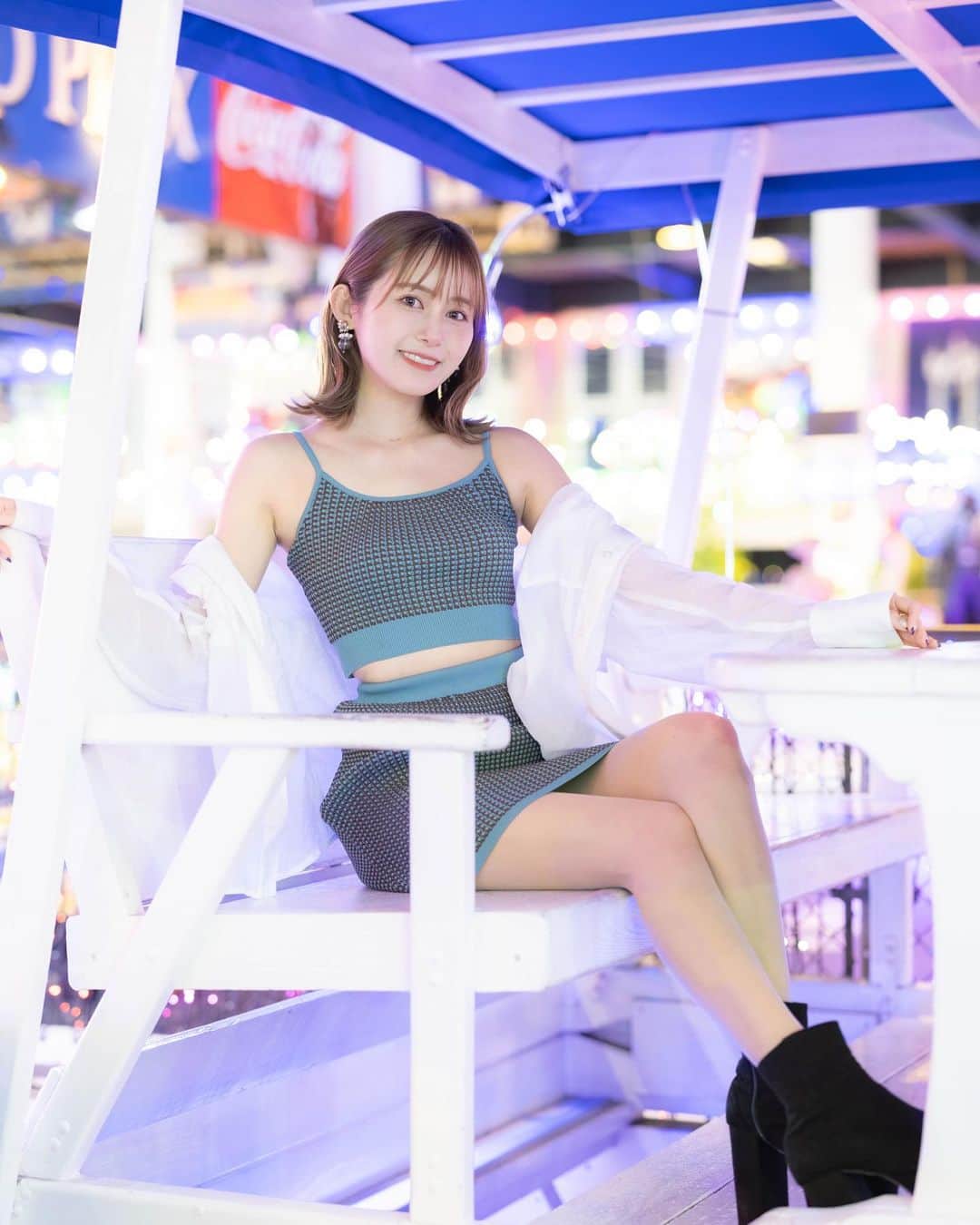 後藤佑紀のインスタグラム：「大慶園めちゃくちゃよかったよね🥹🫰  低気圧爆発してるけどがんばろうね🫨   #大慶園 #遊園地 #ビリヤード #ダーツ #ポートレート #撮影会 #作品撮り #モデル #レースクイーン #emoda #emodaセットアップ」
