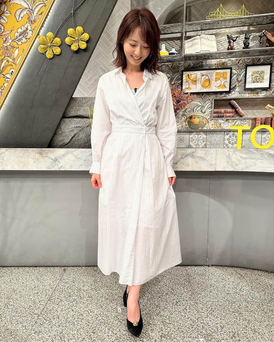 内田嶺衣奈のインスタグラム：「最近の衣装色々です🥰 春ですねぇ🌿  GW長いお休みの方も多いでしょうか☺️？ 良いGWをお過ごしください💓  #春服 #好きです🫶 #ワンピース #ブラウス #パンツコーデ #ジレ」