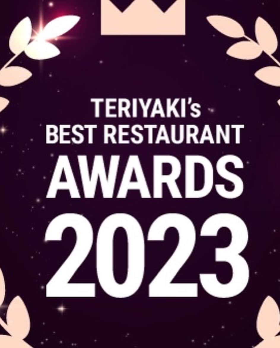 "TERIYAKI" テリヤキ編集部さんのインスタグラム写真 - ("TERIYAKI" テリヤキ編集部Instagram)「【TERIYAKI's BEST RESTAURANT 2023】  【NINE by La Cime】📍東京 @nine_by_lacime   東京・丸の内にお店を構える「NINE by La Cime」では、”香り”というテーマで進化し続ける料理を堪能できます。 細部に渡り工夫が凝らされた演出が魅力であり、スペシャリテの「ブーダンドッグ（鯉入りブラックボール）」を筆頭に、独創的な料理を味わうことができます。 信頼ある生産者からの日本食材を中心に、フランス料理では珍しい食材も活用。 最初から最後までサプライズに満ちた料理の数々は素敵な体験になるでしょう。  【テリヤキスト  @makiesonoyama さん推薦】  「香り」をテーマにしつつ、この時・この場所でしか体験することのできない進化し続ける料理と体験で「究極の頂きへ導く」という想いが込められているこちら、とにかく細部に渡り、料理と演出が面白い。 スペシャリテ「ブーダンドッグ（鯉入りのブラックボール）」がスターターとなった独創的料理は約12品。 信頼ある生産者の日本食材を筆頭に、フランス料理にはあまり用いられないような珍しい食材も使用されたり、且つ、「雪の結晶に見立てた大根」など、全てが美しすぎる。 最初から最後まで、どこからどこをとってもサプライズの宝庫。  【TERIYAKI's BEST RESTAURANTとは】  食のエキスパートであるテリヤキストが選ぶ、全世界の「絶対に外せない」美味しいお店の独自の年間ベストレストランを指します。 テリヤキストたちは1年を通じて最も美味しいと感じた店舗をそれぞれ選出し、テリヤキスト同士の会議を通じてその年のTERIYAKI's BEST RESTAURANTを決定します。  #東京グルメ #lacime #丸の内  #tokyo #marunouchi #フレンチ #グルメ #グルメ好きな人と繋がりたい #グルメ好きと繋がりたい #グルメスタグラム #gourmet #グルメ #東京観光 #フランス料理好きと繋がりたい #美味しいもの好きな人と繋がりたい #foodie #テリヤキ #ninebylacime」4月30日 20時55分 - teriyaki_jp