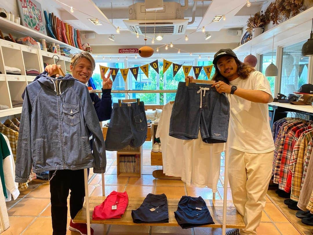 スタンダードカリフォルニアさんのインスタグラム写真 - (スタンダードカリフォルニアInstagram)「今日もNALUTO TRUNKS × Standard California Order Fairやってます！  NALUTO TRUNKS × Standard California Order Fair  Apr.29th-30th.  We are looking forward to seeing you!!  @standardcalifornia_os  @standardcalifornia_movie  @nalutotrunks   #standardcalifornia #スタンダードカリフォルニア #nalutotrunks #ナルトトランクス #surf #surfing #サーフィン #shorts #trunks #トランクス #todaysstaffofstandardcalifornia」4月30日 12時40分 - standardcalifornia