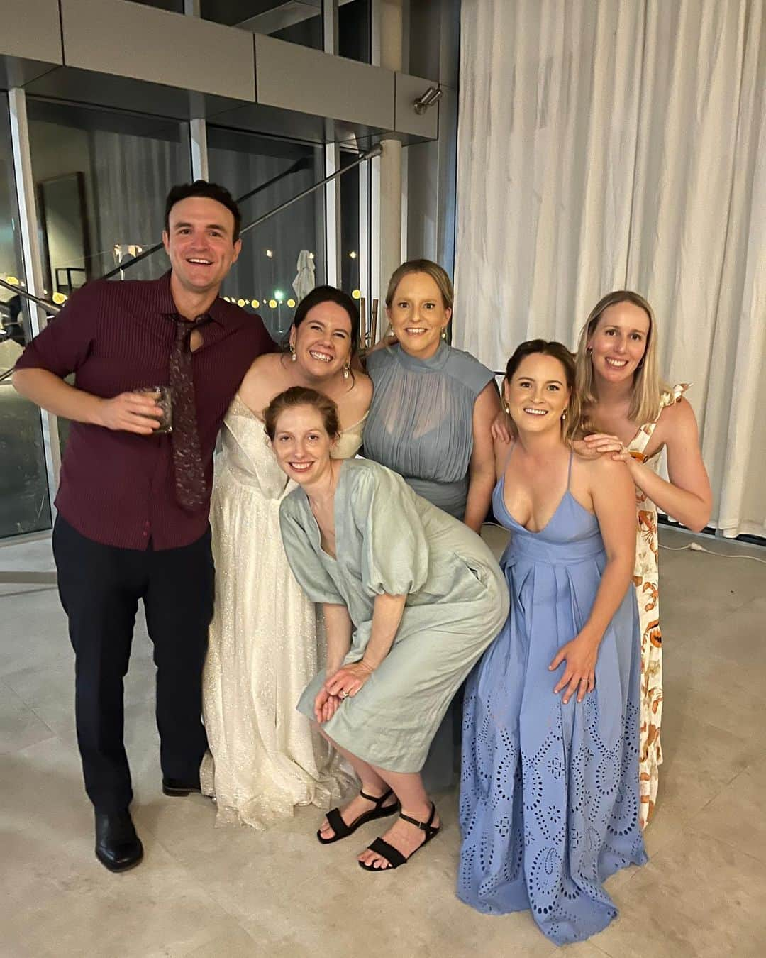 ブロンテ・バラットさんのインスタグラム写真 - (ブロンテ・バラットInstagram)「Fun times in Darwin celebrating The Bishops ❤️💃🏻😍」4月30日 13時09分 - brontebarratt