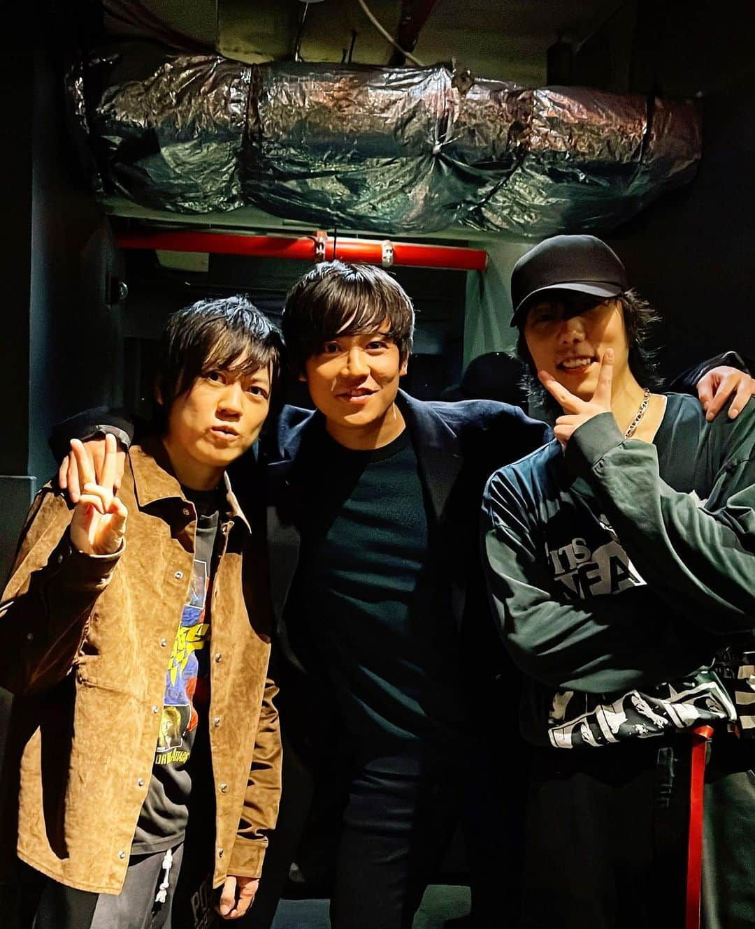 小出恵介さんのインスタグラム写真 - (小出恵介Instagram)「That was so impressive!! I watched their gig  almost 14years ago last time I guess,and now they just amused NYC locals sooo much🗽. There were lots of foreigners in the hall and they acknowledged their songs so well! It means they were so organic and strong fans. I am damn sure that they will come back to this city even to be bigger again.Thank you for  giving us the most impressive show in this year! And congratulations to your finale of North American Tour🗺️💫  #俺が昔渡したウルトラマンの敵みたいなフィギュア🙂」4月30日 13時17分 - kaykoide