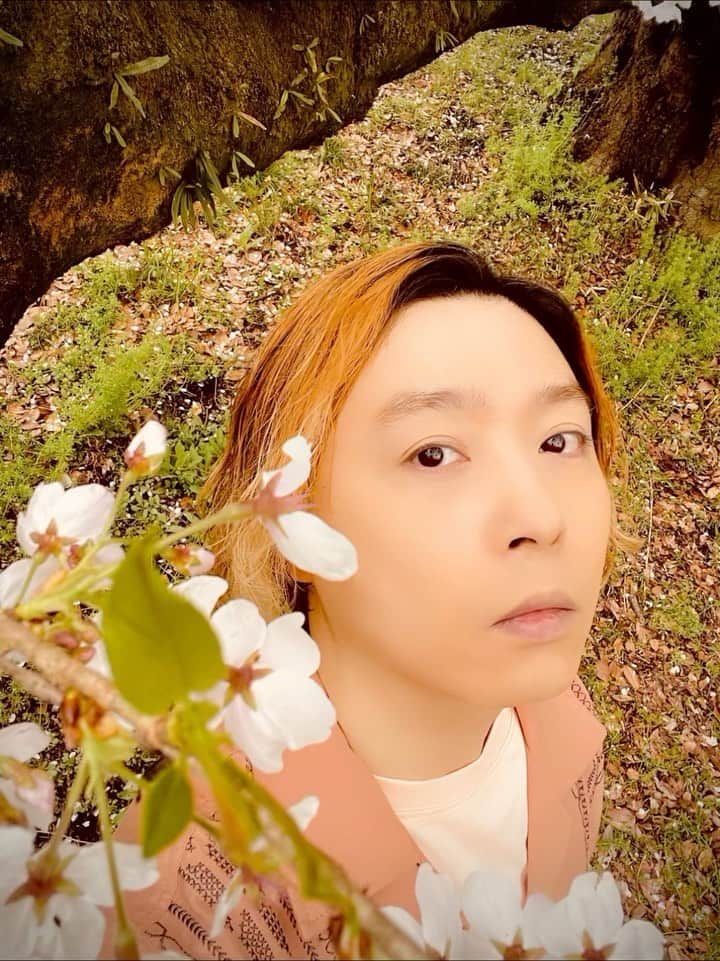 のインスタグラム：「#ENDRECHERI #眉毛 #eyebrows」