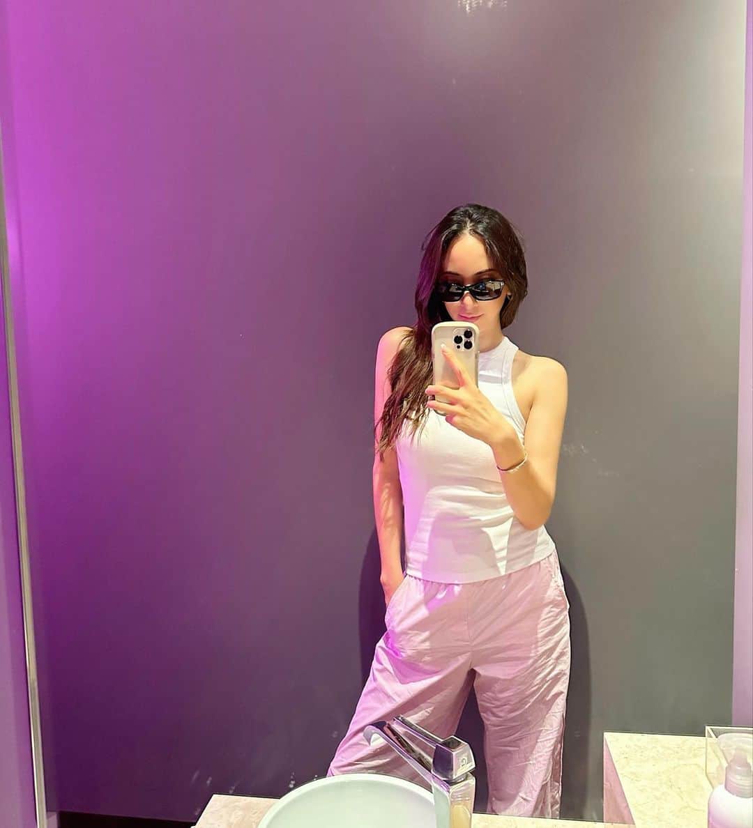 道端アンジェリカのインスタグラム：「💜💜💜💜」