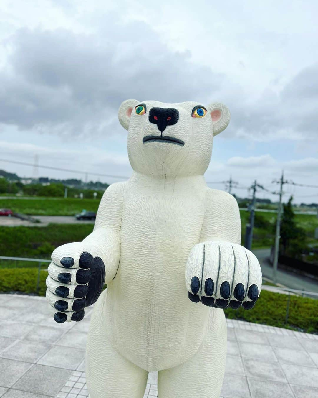 山田稔明さんのインスタグラム写真 - (山田稔明Instagram)「富山県美術館、素晴らしい空間。生誕120年 棟方志功展を堪能。 #猫町旅日記」4月30日 14時42分 - toshiakiyamada