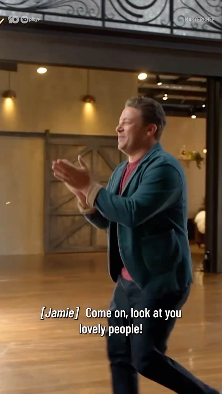 ジェイミー・オリヴァーのインスタグラム：「We couldn’t be more excited to see Jamie Oliver in the MasterChef Kitchen 🤩 #MasterChefAU starts 7.30 Tomorrow on @channel10au and 10 Play!」