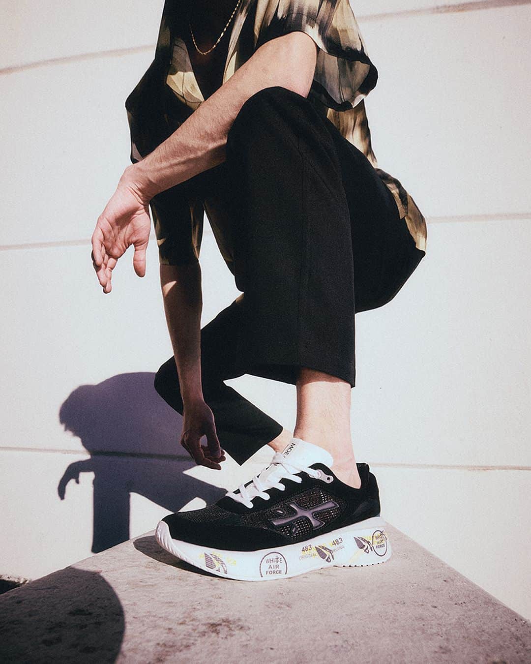 のインスタグラム：「Add a touch of a sporty look with the Moe Run sneaker and step into urban life.  Shop now - tap or click link in bio #premiata #SS23 #moerun」