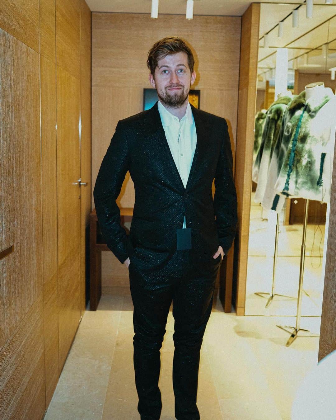 アラン・ウォーカーのインスタグラム：「My name is Walker, Alan Walker 🥷」