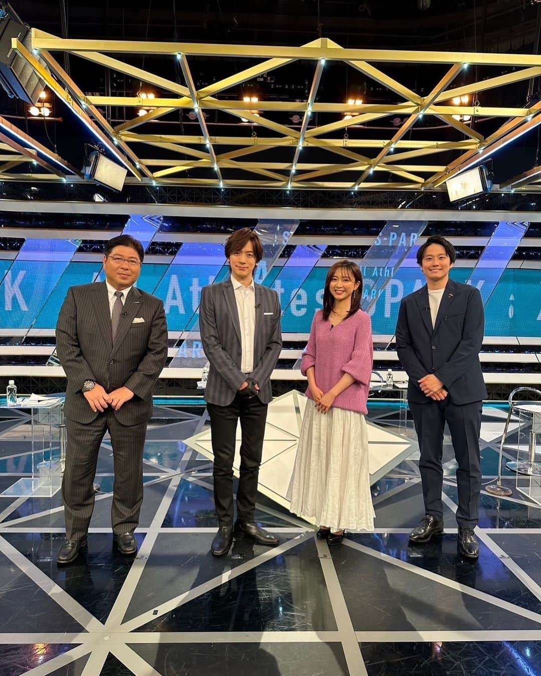 フジテレビ「S-PARK週末スポーツニュース」のインスタグラム：「昨夜は、ゴールデンウィーク初日  土曜S-PARKをご覧いただき ありがとうございました😊   ＃DAIGO さんに生出演していただき、 #京都競馬場 🐴の魅力をたっぷり 伝えていただきました🙆‍♂️🙆‍♀️✨ プロ野球⚾️ 巨人・ #秋広優人 選手だけでなくS-PARKも“KOY”！🫶(“これからも 応援 よろしくお願いします”)」