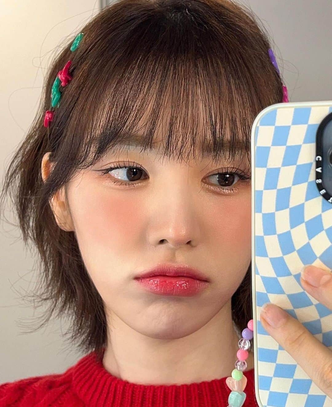 ウェンディ（ファンアカウント）さんのインスタグラム写真 - (ウェンディ（ファンアカウント）Instagram)「A collection of mirror selfies. Which one is your favourite? 💙 #WENDY #웬디 #REDVELVET #레드벨벳」4月30日 17時14分 - wendyrvsm