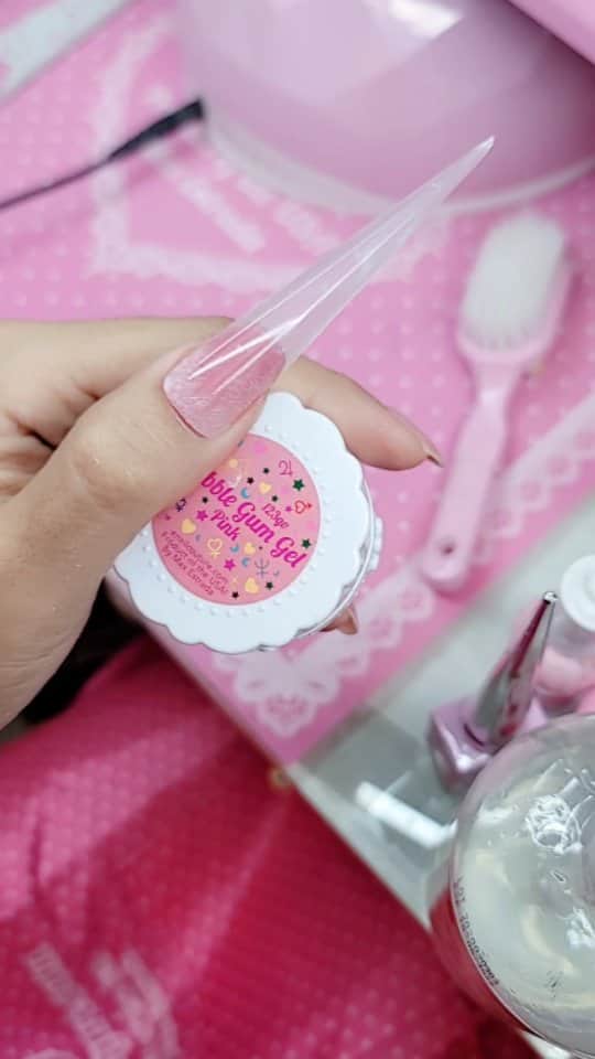 Max Estradaのインスタグラム：「Enailcouture.com new 123go bubble gum gel,  solid glue gel♡ vegan and Hypoallergenic.  Made in America 🇺🇸The moment so many have been waiting for is finally here! Enailcouture.com 123go maximum square is the longest flat boxy square pre made full coverage gel nail in the game. We also dropped xs sculpture square and magical ice hologram stickers☆Enailcouture.com 123go 5XL Coffin nails are the longest full coverage pre made gel nails in the world. They are EVERYTHING, made in America.Enailcouture.com new product drop ♡!~ 123go diy gel and our new charm nail stickers 😍Enailcouture.com made in American ♡!~Enailcouture.com 123go pre made gel nails are the game changer !~ perfect nails every time with no smells or dust!~ long lasting and easy removal , made in America! Enailcouture.com  #ネイル #nailpolish #nailswag #nailaddict #nailfashion #nailartheaven #nails2inspire #nailsofinstagram #instanails #naillife #nailporn #gelnails #gelpolish #stilettonails #nailaddict #nail #💅🏻 #nailtech#nailsonfleek #nailartwow #네일아트 #nails #nailart #notd #makeup #젤네일  #glamnails #nailcolor  #nailsalon #nailsdid #nailsoftheday Enailcouture.com」