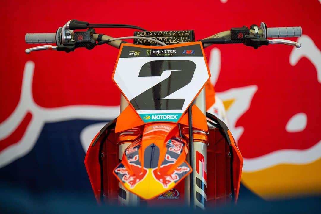 Racer X Onlineさんのインスタグラム写真 - (Racer X OnlineInstagram)「Following the heat race crash, Cooper Webb was kept overnight in the hospital with a concussion and will sit out the remainder of the Supercross series ⛑️ LINK IN STORY #SupercrossLIVE」5月1日 3時33分 - racerxonline