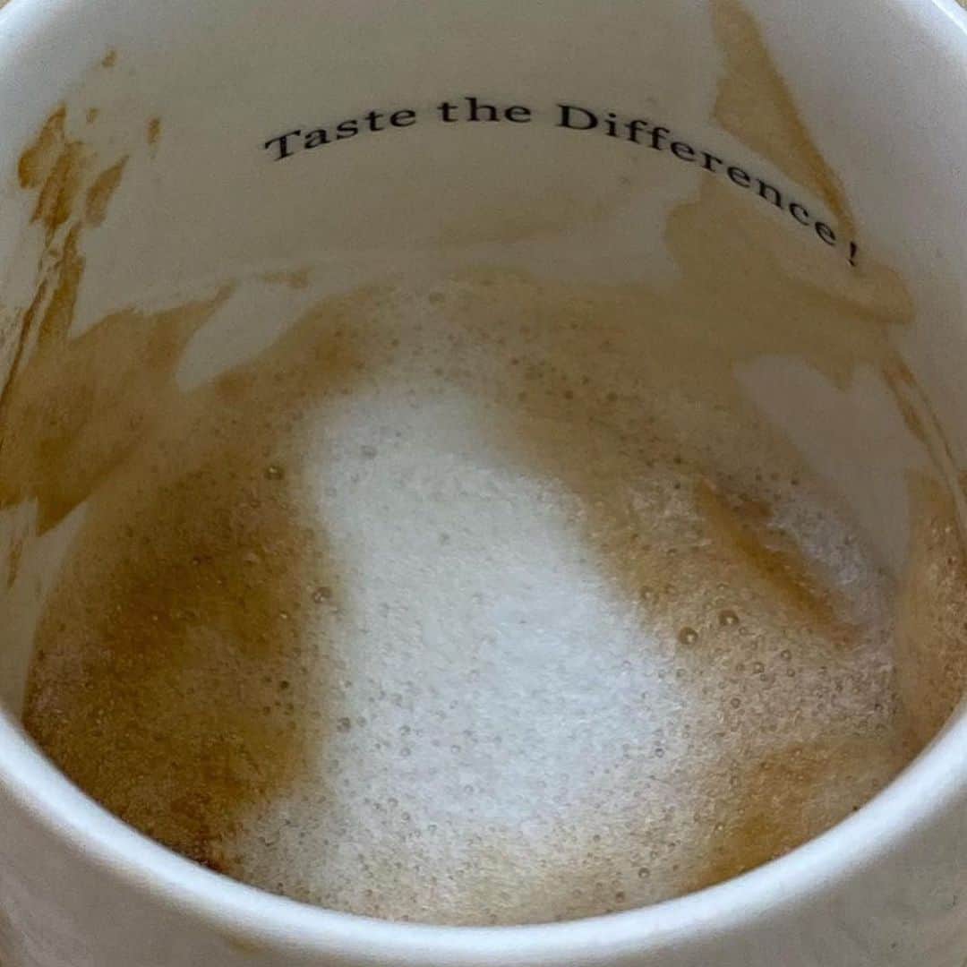 のインスタグラム：「☕️💭」