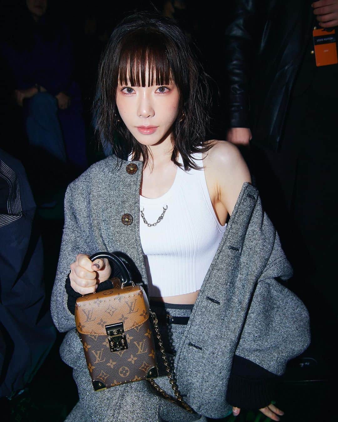 テヨン のインスタグラム：「LV night in SEOUL🇰🇷 #LVPreFall2023 @louisvuitton  @nicolasghesquiere」