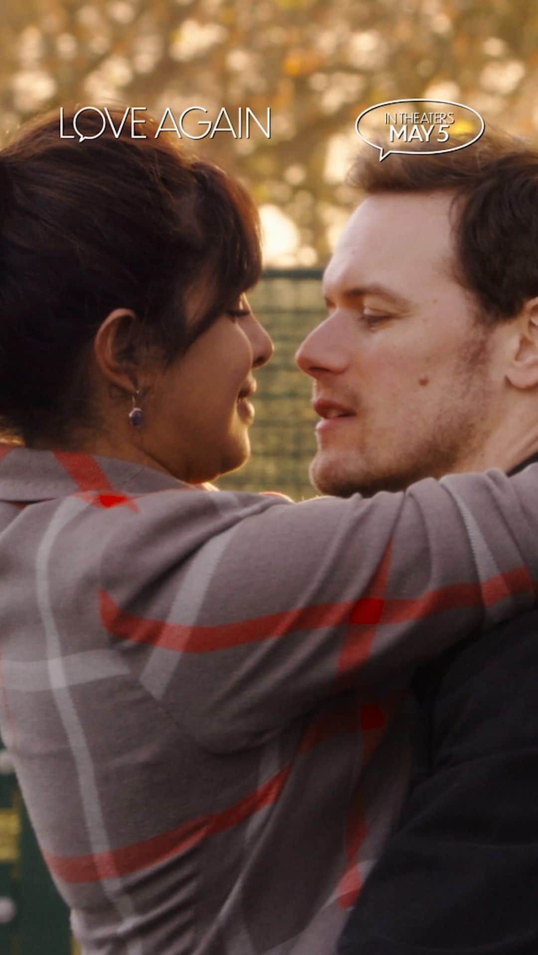 プリヤンカー・チョープラーのインスタグラム：「Fall in Love Again… 💕 Watch our movie’s new trailer out now!  See you in theatres on May 5th 🫶🏽 @samheughan @celinedion @loveagainmovie」
