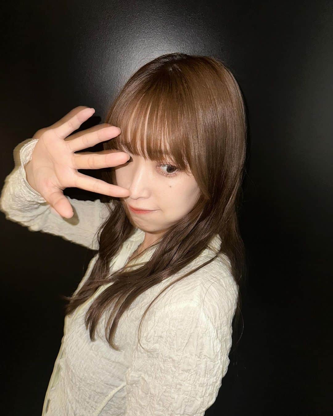 佐々木久美のインスタグラム：「今日も靴下は推し⚙️ #靴下派手人 #はでんちゅ #kumigram」