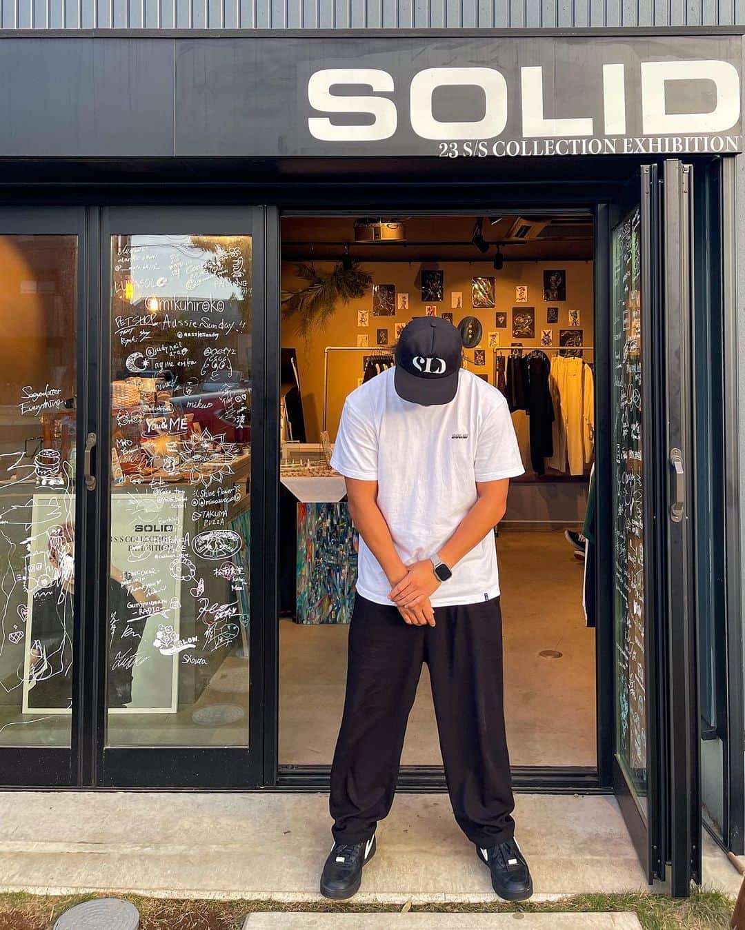 金尾玲生のインスタグラム：「.  無事に東京、茅ヶ崎での @solid_japan 受注展示会終了しました！  本当に沢山の方にご来場して頂き感謝でしかありません。  まだまだ未熟ではありますがこれからもよろしくお願いします！  2日から @braizsurf にて5日まで展示してますので、是非手に取って見て頂きオーダーしてもらえたら嬉しいです！  よろしくお願いします！  #solidjapan #staysolid #ソリッドジャパン」