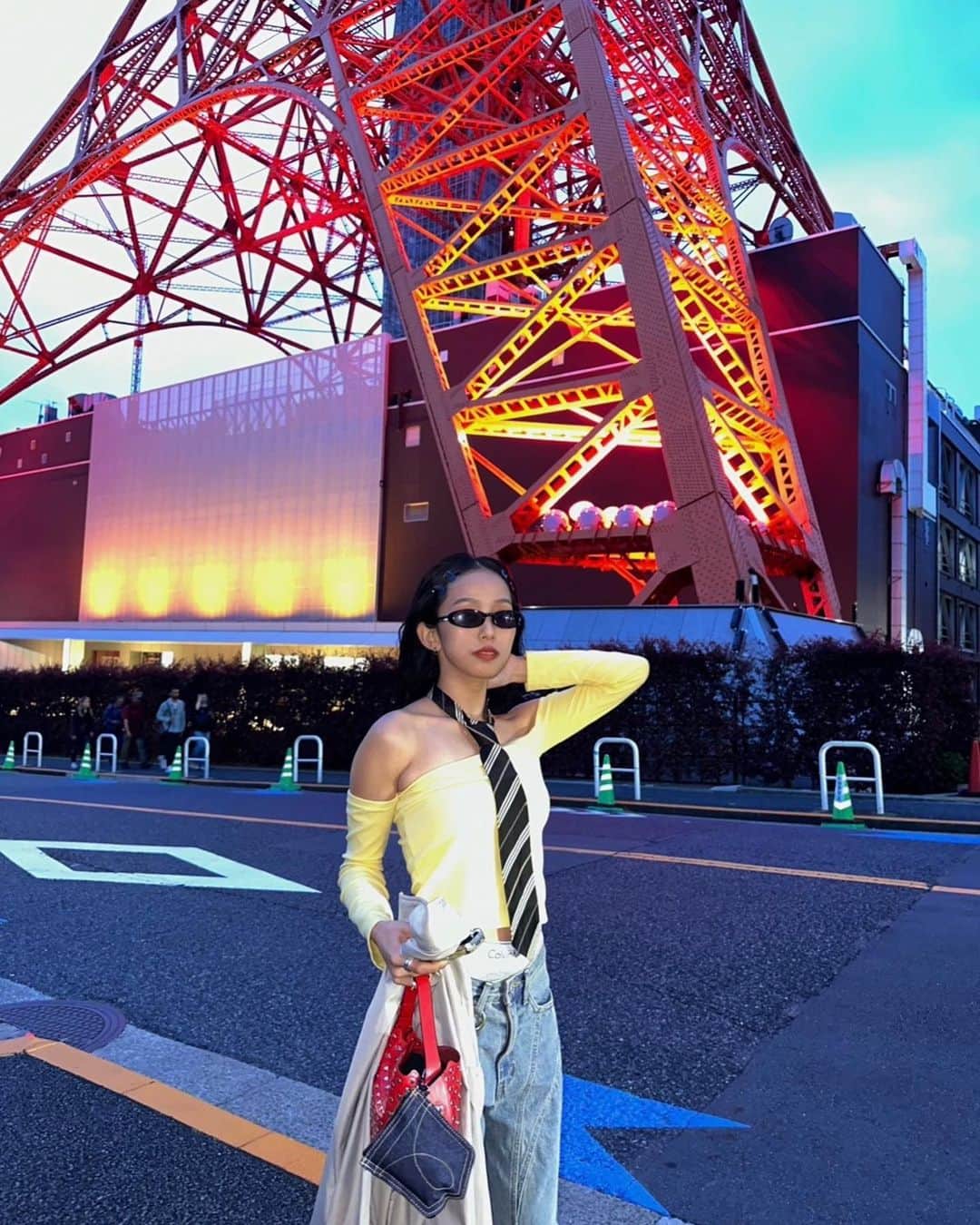 川本七海さんのインスタグラム写真 - (川本七海Instagram)「Tokyo Tower 🗼✨」4月30日 21時30分 - namikawamoto
