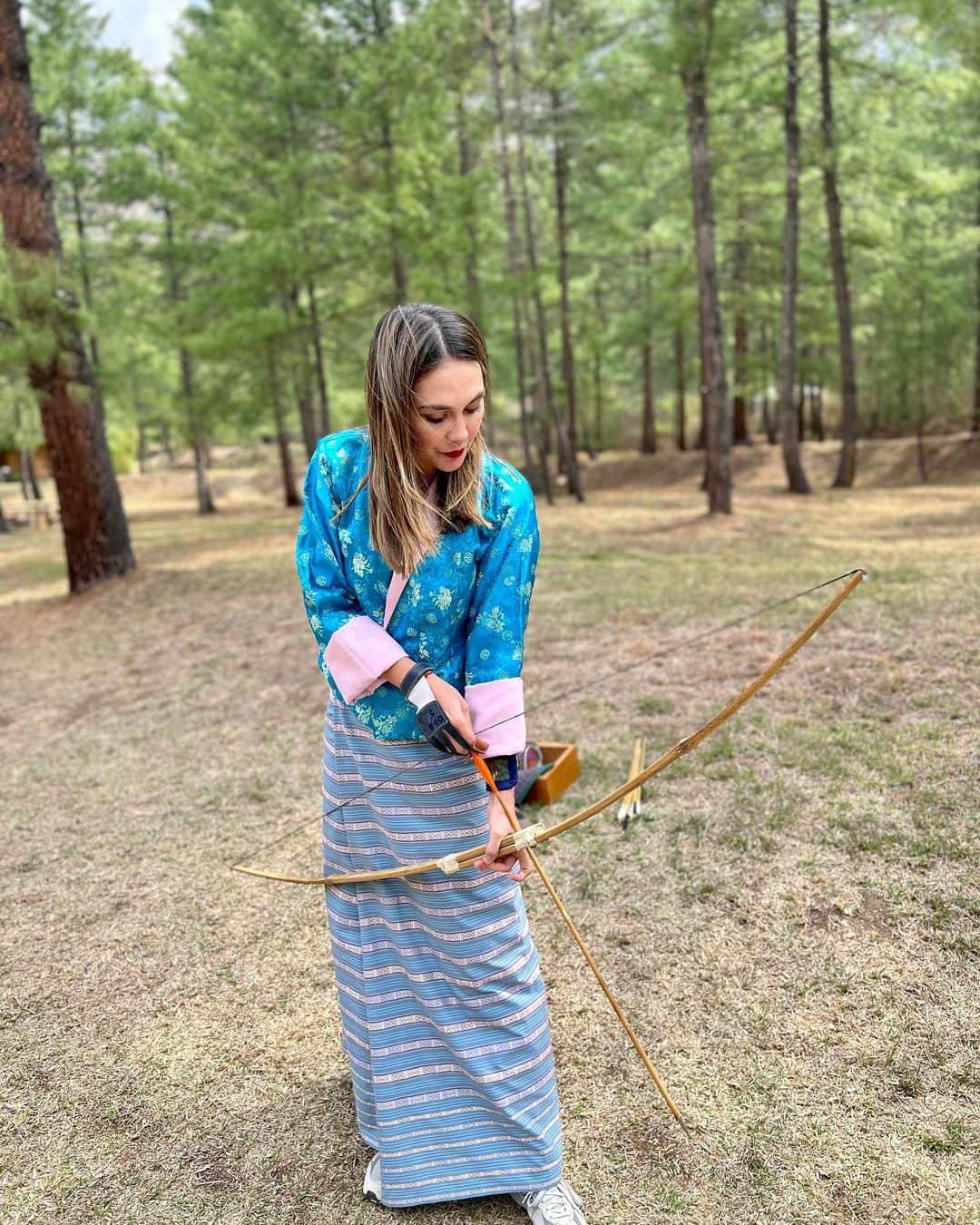 ルナ・マヤのインスタグラム：「One fine day 😇 #bhutan」
