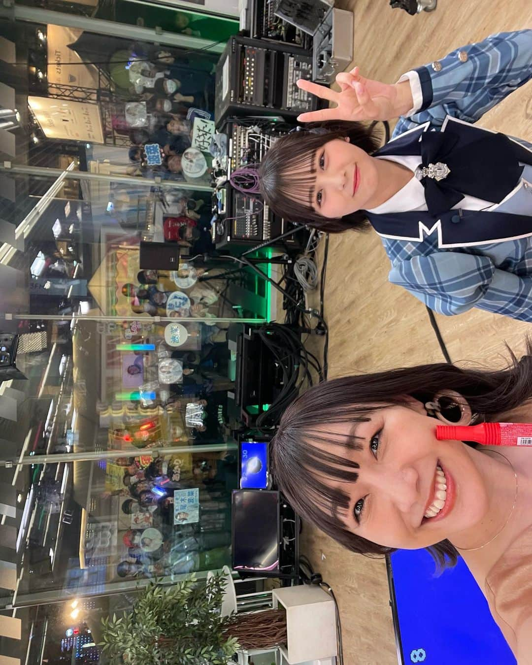 須田亜香里さんのインスタグラム写真 - (須田亜香里Instagram)「髪色が暗いのですっきりめの髪型が最近の気分。 この前の山田さんの紐まきまきアレンジ可愛かった🫶 写真は先週の土日の衣装🌼  #ブレインターン #熱闘Mリーグ #須田亜香里衣装 #ポニーテールアレンジ  #首のうぶげがうぶうぶしてる #吾輩はアホである #天使は何処へ  #いただきました」4月30日 21時40分 - akarisuda