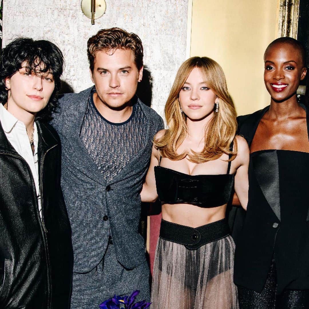 Armani Beautyさんのインスタグラム写真 - (Armani BeautyInstagram)「Looking back on an exquisite evening. Face of MY WAY Sydney Sweeney joined Armani beauty face Madisin Rian, along with the Gen A collective, celebrating the MY WAY pop-up experience in New York City alongside special guests. ​  Photography: @vnina ​  Don’t miss the Armani beauty MY WAY pop-up experience, open now in NYC until April 30th.​  #Armanibeauty #ArmaniMyWay #IAmWhatILive #Fragrance」4月30日 21時35分 - armanibeauty