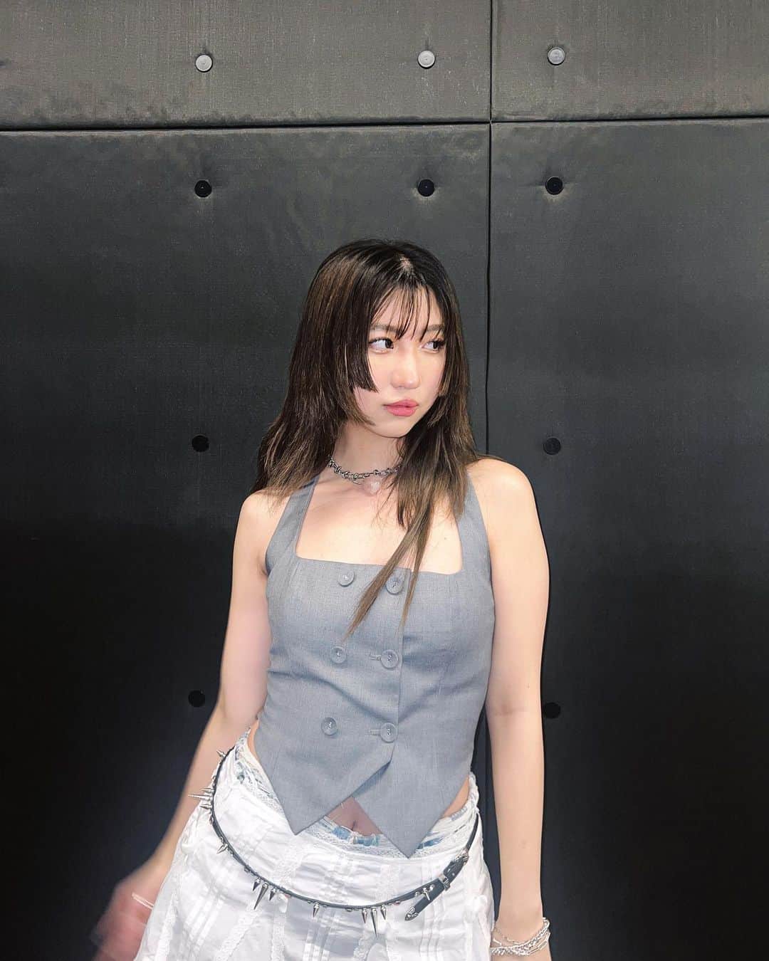 のインスタグラム：「🐰💗 @nylonjapan night ❤︎  Hair make up @tsukushi_tomita  Styling @aisuganuma」