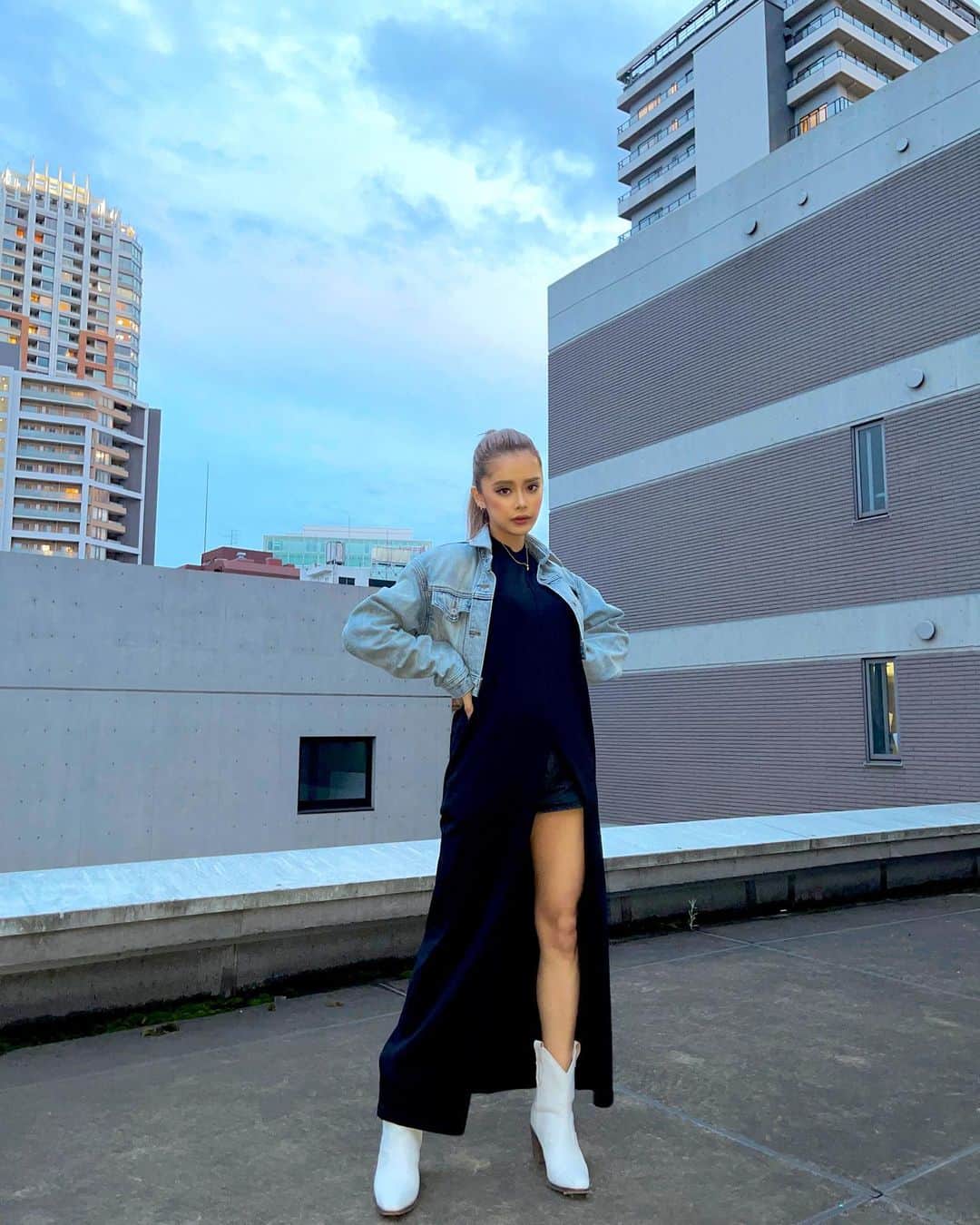 加藤美佳さんのインスタグラム写真 - (加藤美佳Instagram)「私服さん🐾🤍 #blondey #ブロンディ」4月30日 22時05分 - katomika1212