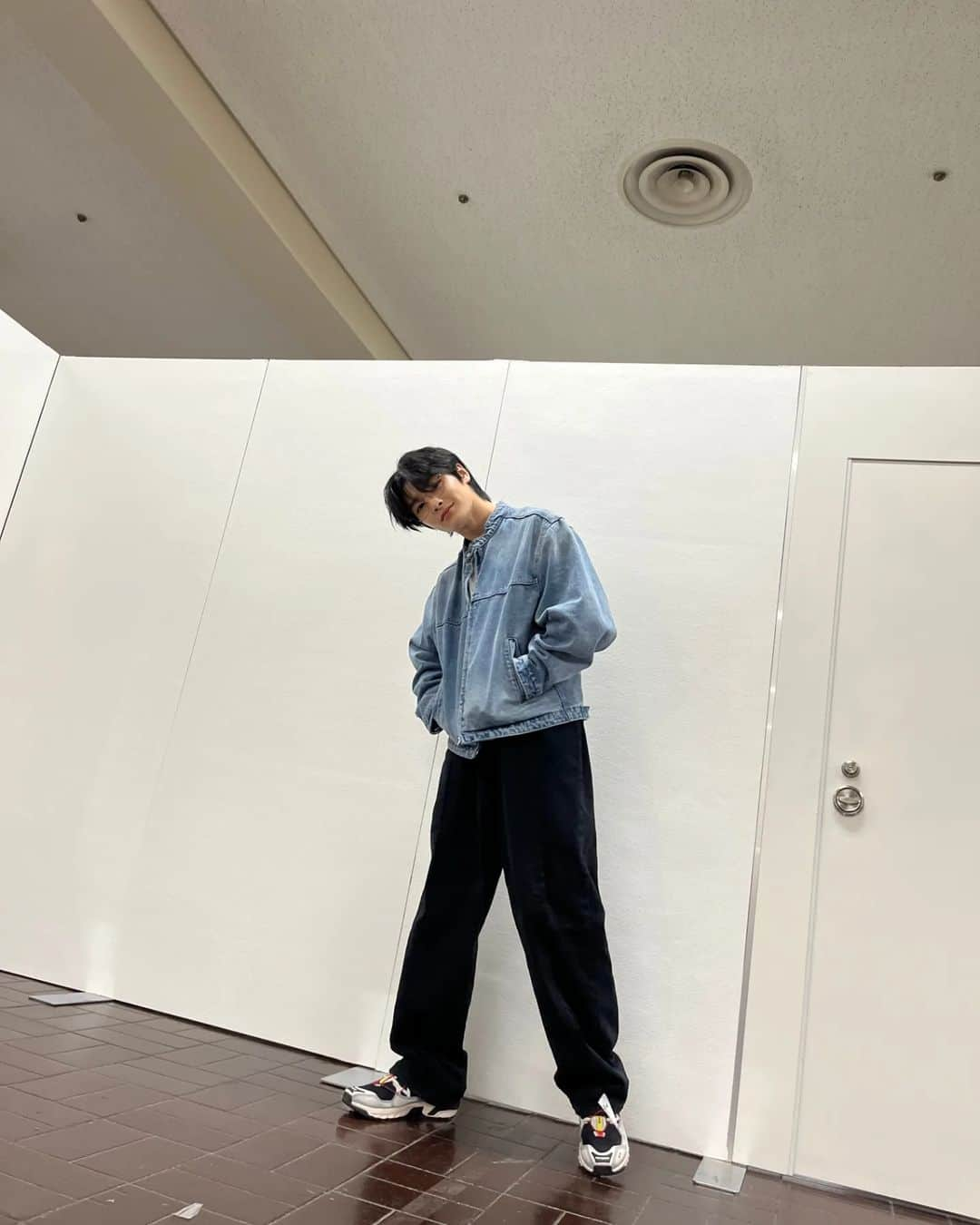 Stray Kidsさんのインスタグラム写真 - (Stray KidsInstagram)「재밌었댜 ㅎㅎㅎㅎ #StrayKids#STAY#OOTD#IN슼타그램#🦊」4月30日 22時10分 - realstraykids