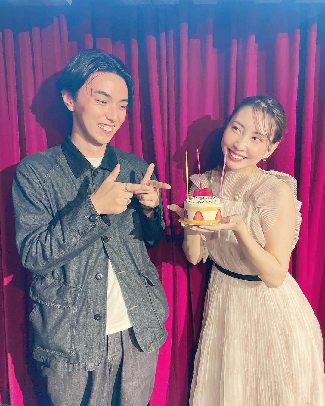 近野莉菜さんのインスタグラム写真 - (近野莉菜Instagram)「2023.4.30(sun) 無事、生誕祭を終えることが出来ました！！  来てくださったファンの皆様、ゲストを快く承諾してくれた紗子、お手伝いしてくれた大事な親友の2人！！  そして、チケット購入したけど、来れなかったという方も含めて🥹🥹  本当に皆さんには感謝の気持ちでいっぱいです🥹✨✨✨  久しぶりに会えて、話せて、嬉しかった〜🥰🥰  何年経ってもみんなの事忘れてないよ🥺🥺🥺🫶  今日、再びアイドルにしてくれてありがとう🥰  また会えたらいいな🤍  集合写真載せたかったけど、みんなに許可取るの忘れた🤣🤣www  って事で、画像は紗子&お手伝いしてくれたSpecial Thanks の2人✨  プレゼントもお手紙もありがとう💗✨ DMも全部読んでるよ！　  本当に幸せでした🥰🥰  #近野莉菜 #槙田紗子 #生誕祭」4月30日 22時20分 - chikano.rina