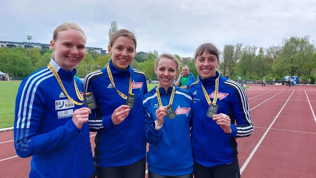 Jessica-Bianca WESSOLLYさんのインスタグラム写真 - (Jessica-Bianca WESSOLLYInstagram)「German Champions 🥇 Good Job Girls 💪 #4x400m #seasonopener #adidas #adijess」4月30日 22時31分 - jessicabiancawessolly