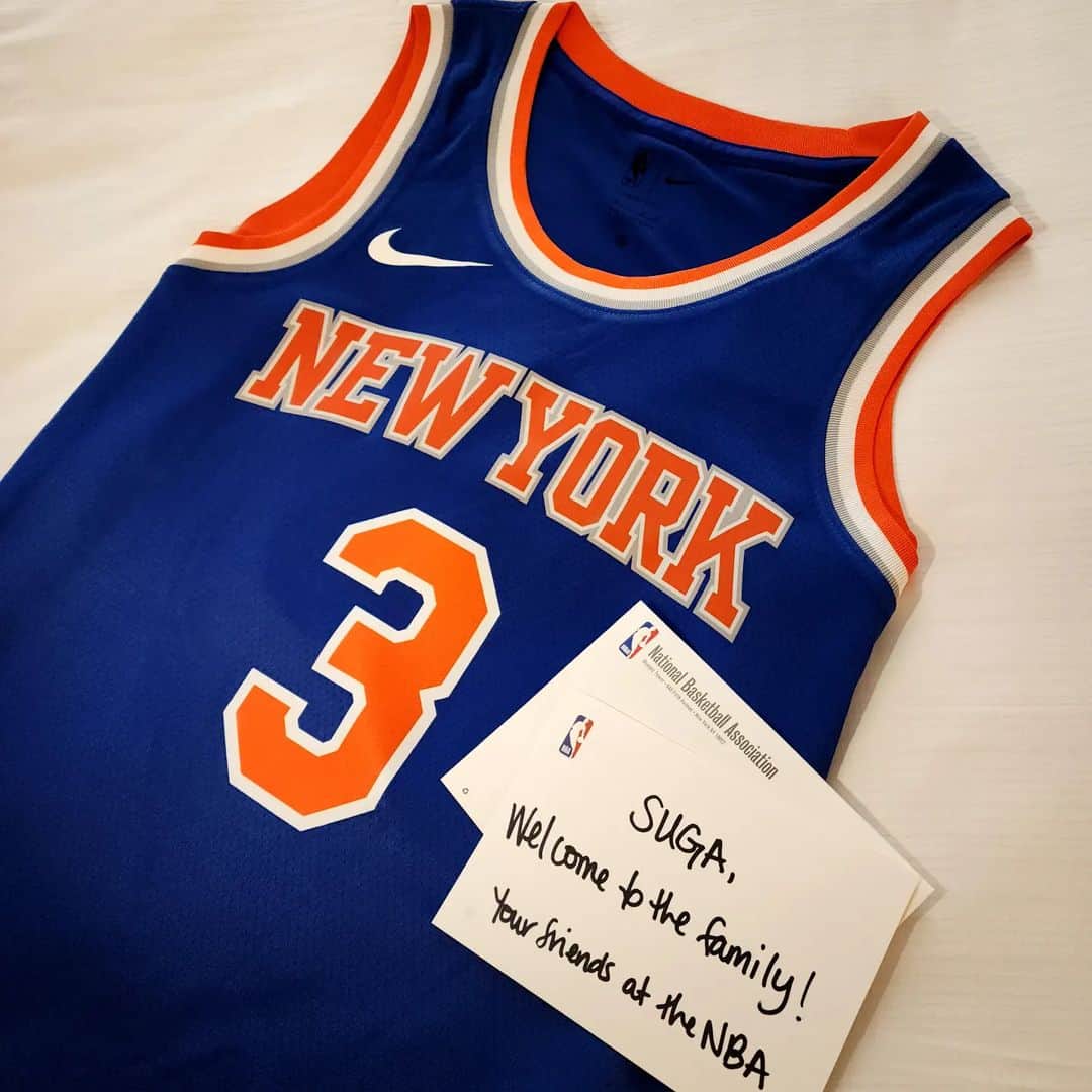 SUGAさんのインスタグラム写真 - (SUGAInstagram)「🗽🏀 @nba @nyknicks」4月30日 22時50分 - agustd