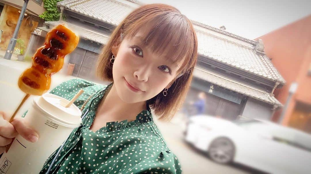 大谷雅恵のインスタグラム：「行きたかったところにいけた☻  お団子とソイラテで幸せ♡  #ゴールデンウィーク #川越 #スタバ川越鐘つき通り店  #今まで出来なかったことを #楽しい人生」