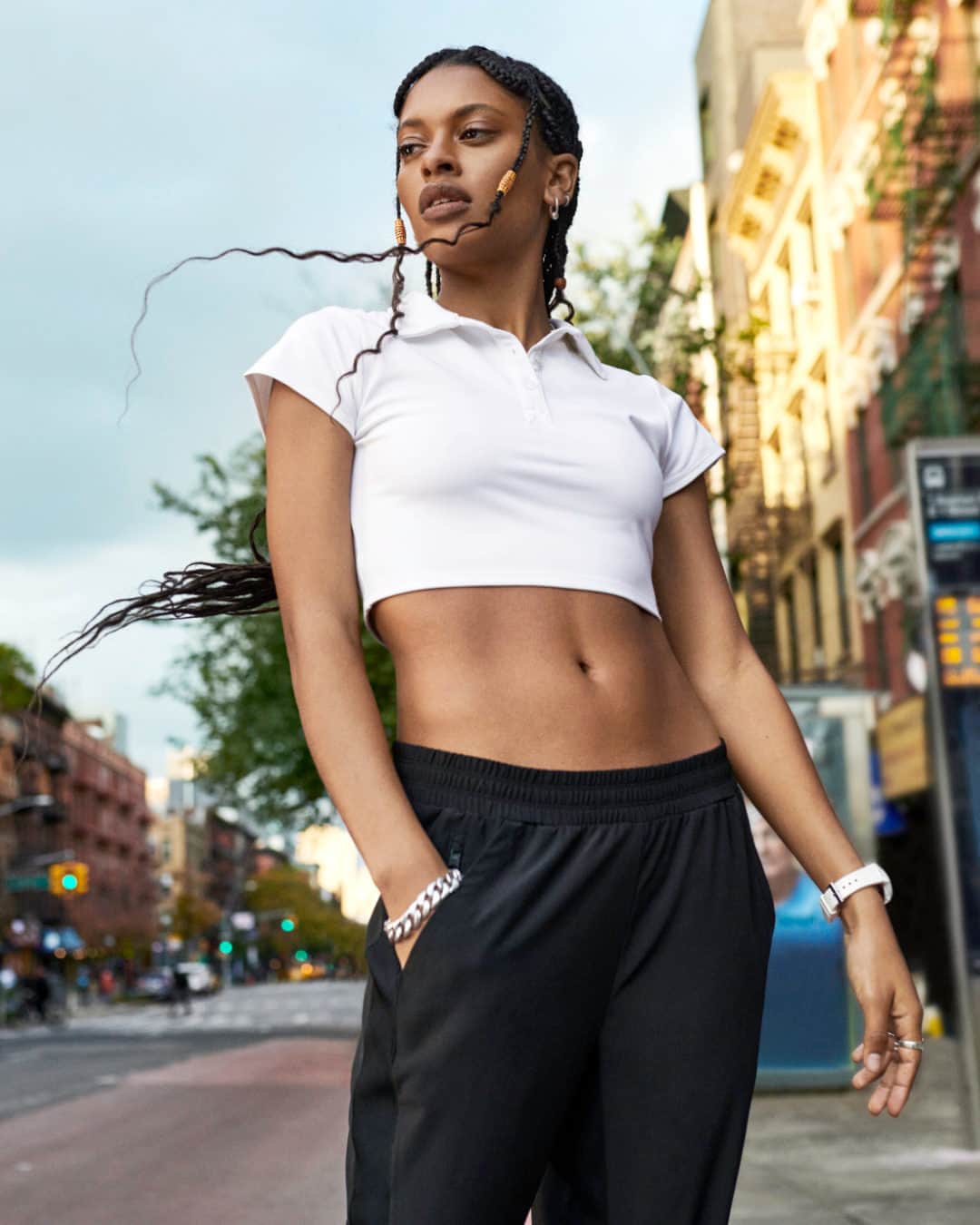 DKNYのインスタグラム：「Effortlessly breezy.    #IFEELDKNY」