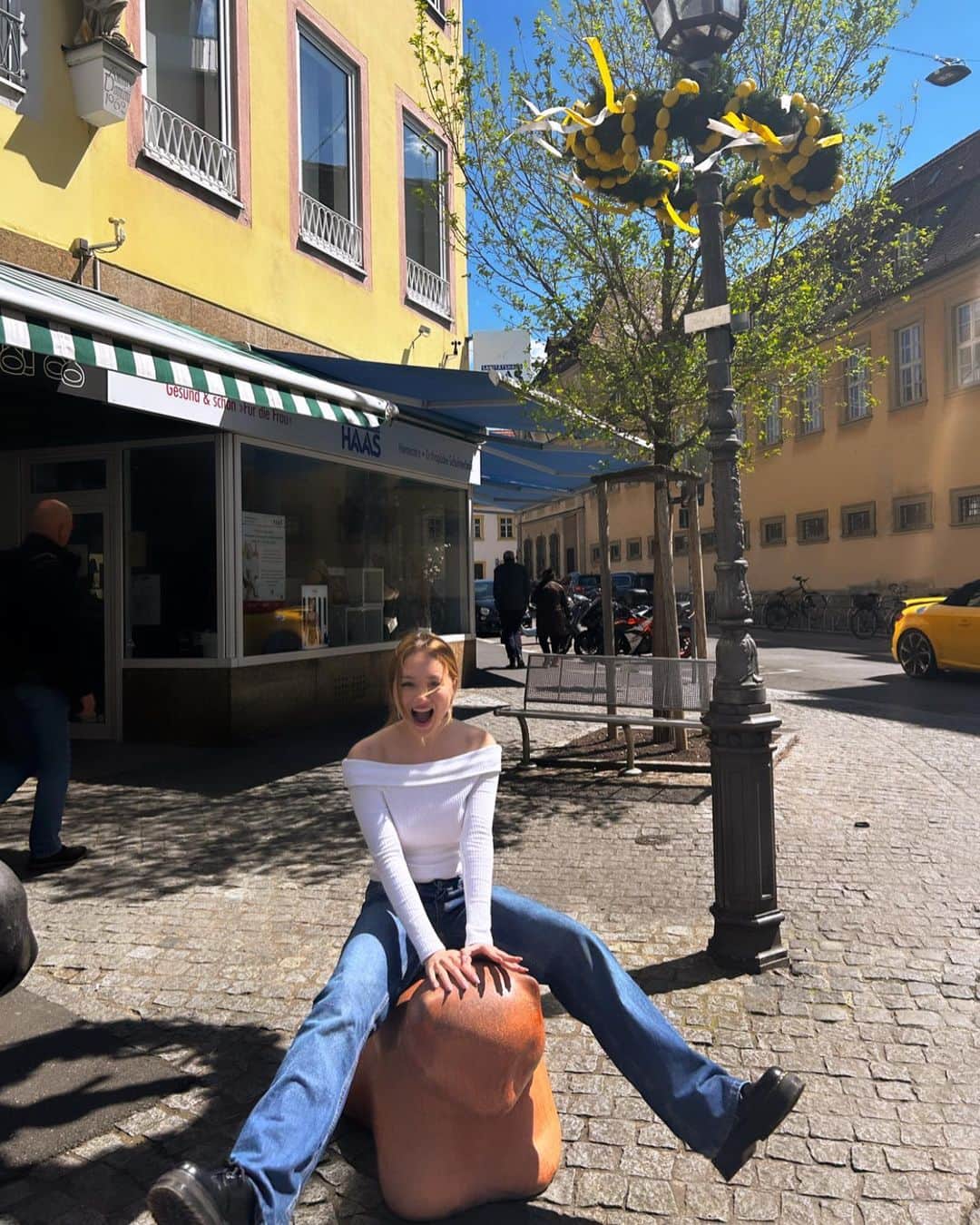 サクラ・キルシュさんのインスタグラム写真 - (サクラ・キルシュInstagram)「sunny day in würzburg」4月30日 23時02分 - sakura_kirsch