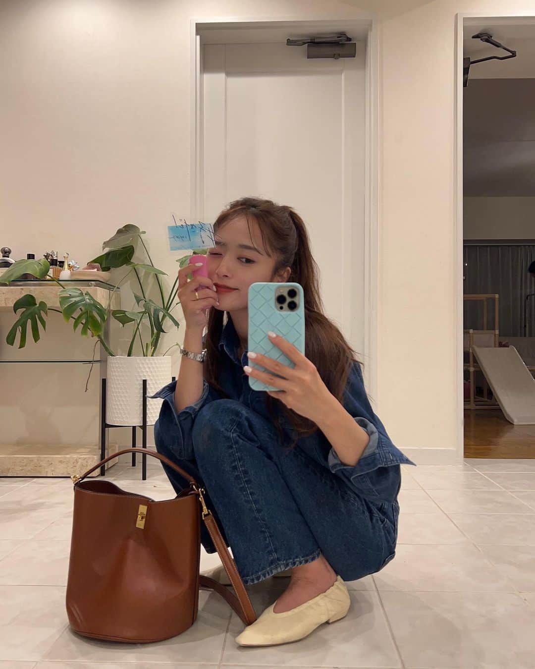 近藤千尋のインスタグラム：「可愛い可愛い、 ひぃちゃん、ゆいゆいの応援📣に 行かせていただきました🩷🎤  チーム8の皆さんとってもキラキラしていて 可愛かったなぁ…🫶🏻  会う度に可愛くてとっても性格も良くて 大好きが増しまくるおふたり😍 娘にもこんな子になってほしいな、、笑🥹  あー、かわいかった🥺❣️❣️ 明日からまた頑張れるぜーい🙆‍♀️💗」