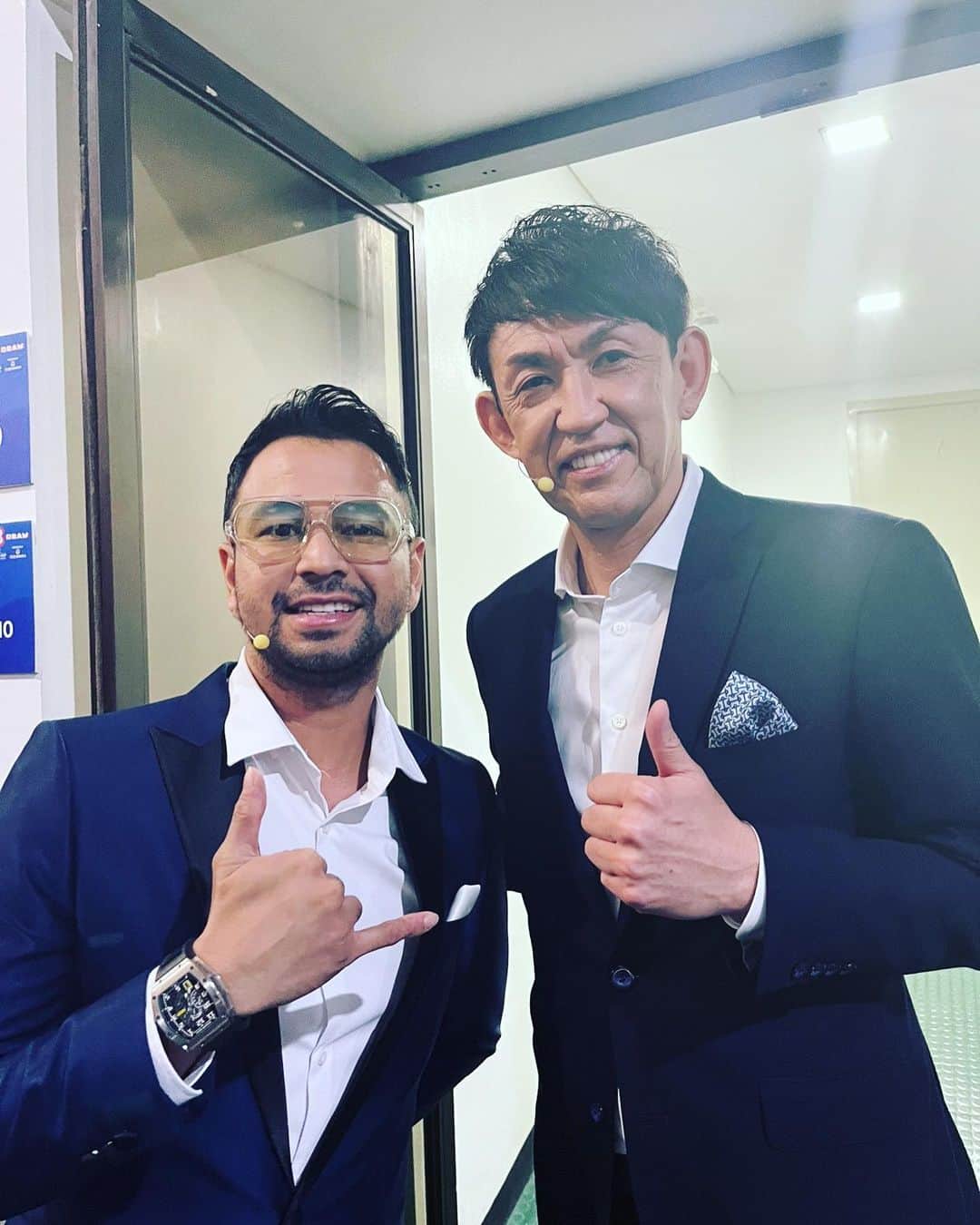 折茂武彦のインスタグラム：「Thank you!!!!! Raffi !!!!!🤙🤙🤙 . . #FIBAWC #WinForAll #Philippines #Indonesia @raffinagita1717 @takehiko_orimo」