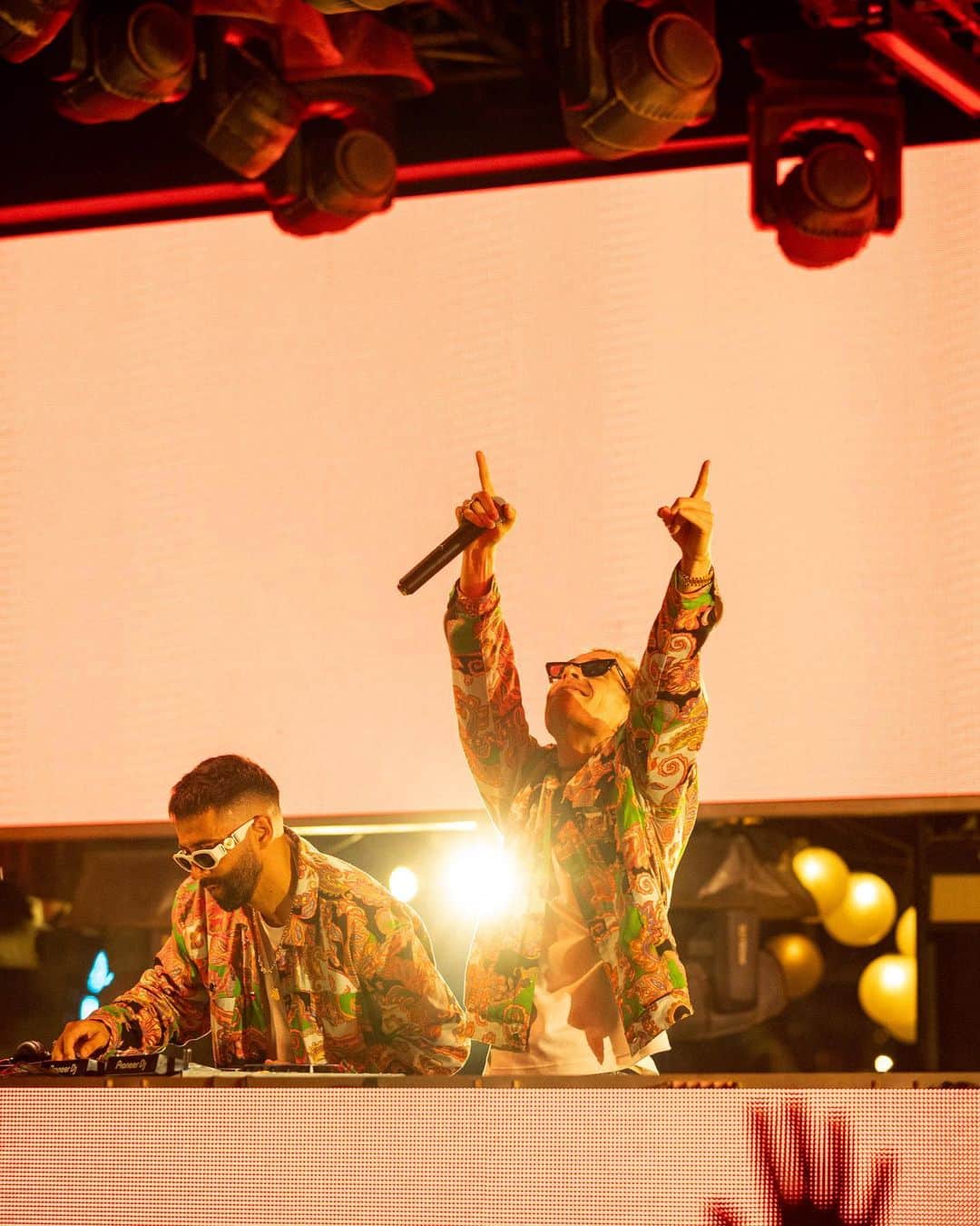 Yellow M.F. Clawさんのインスタグラム写真 - (Yellow M.F. ClawInstagram)「ATLAS BALI. THE ISLAND OF GODS AND PARTYGODS.」4月30日 23時33分 - yellowclaw