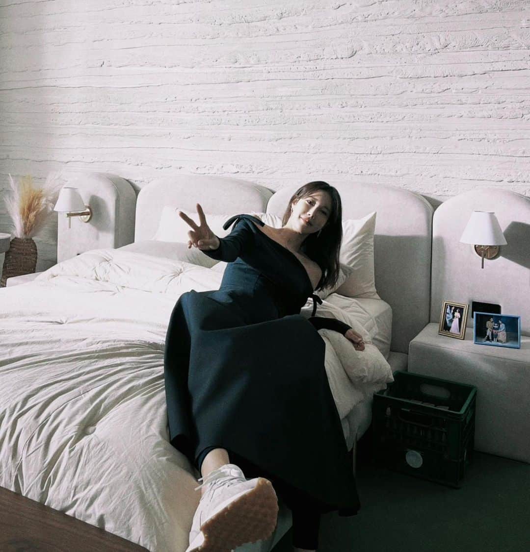イ・ジアさんのインスタグラム写真 - (イ・ジアInstagram)「종잇장 태라🤣」4月30日 23時45分 - e.jiah