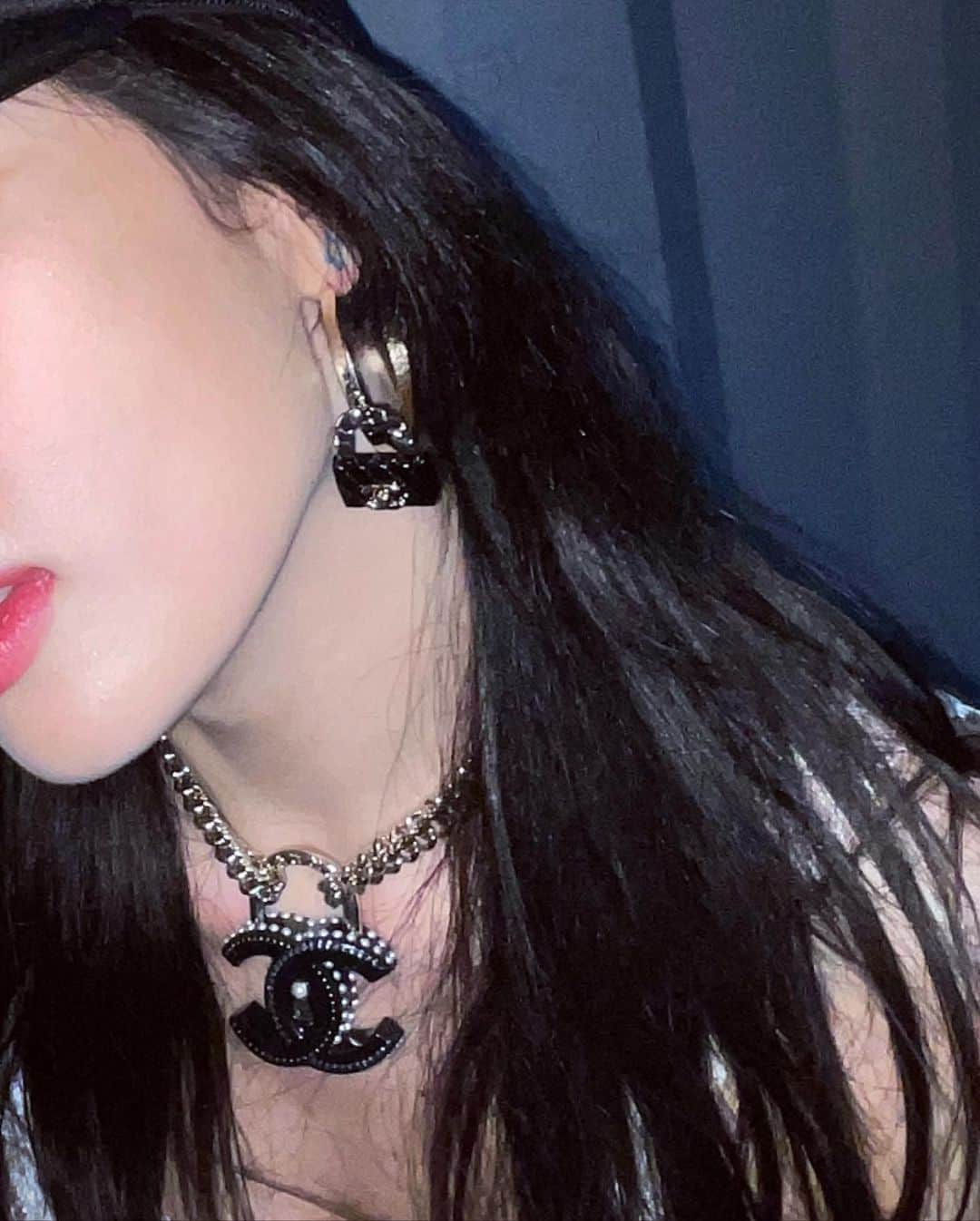 ヒョナ さんのインスタグラム写真 - (ヒョナ Instagram)「🤍🤍🤍🤍」5月1日 0時00分 - hyunah_aa
