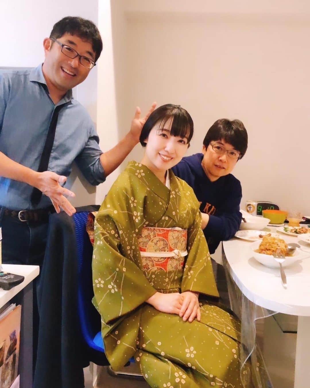 七瀬りりこのインスタグラム：「お仕事のお話をしている時間って幸せ✨  私は根っからの仕事好きと自覚しました😆  楽しい時間を有難うございました♪  #kimono #着物」