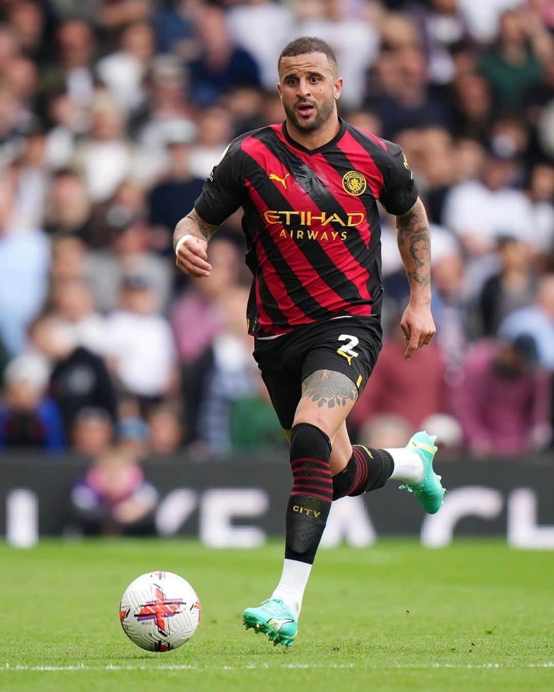 のインスタグラム：「3 points and top of the league 🔥」