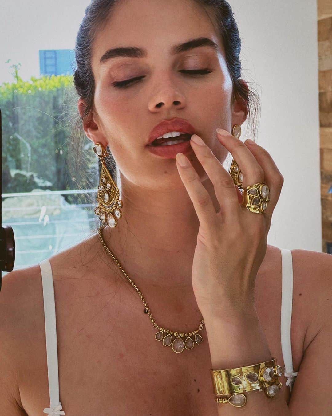 サラ・サンパイオのインスタグラム：「Gold rush」