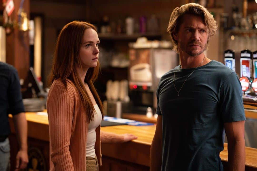 チャド・マイケル・マーレイのインスタグラム：「Grab a snack 🍿 and get ready for an all-new #SullivansCrossing tonight at 7 on CTV. Who's watching?  @morgankohan  @chadmichaelmurray  @amaliaawilliamson  @allanhawco  @andreamenardmusic  @hammerdoodle」