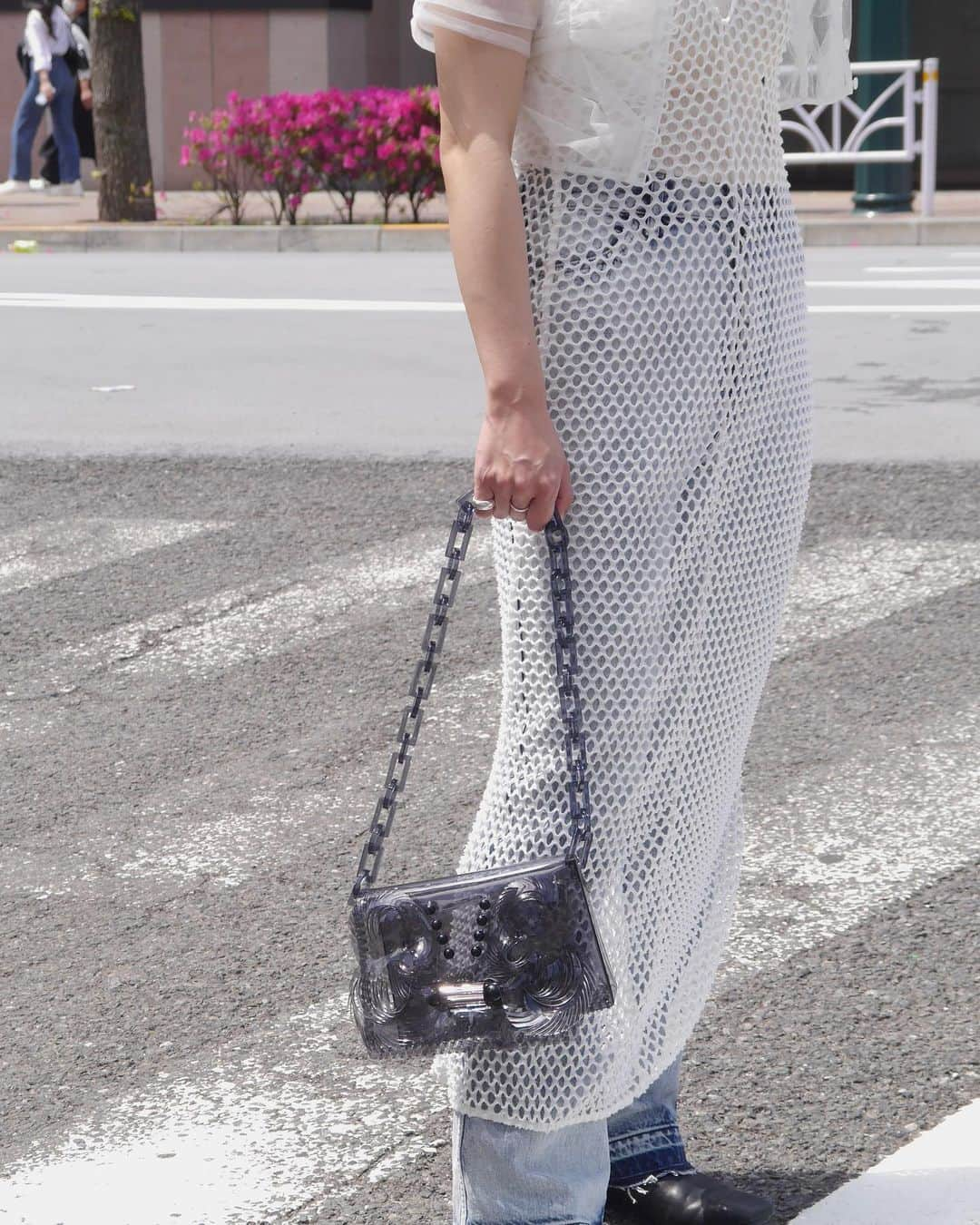 MIDWEST TOKYO WOMENさんのインスタグラム写真 - (MIDWEST TOKYO WOMENInstagram)「Recommended item  Mame Kurogouchi mini chain bag white / clear / black」5月1日 13時24分 - midwest_tw