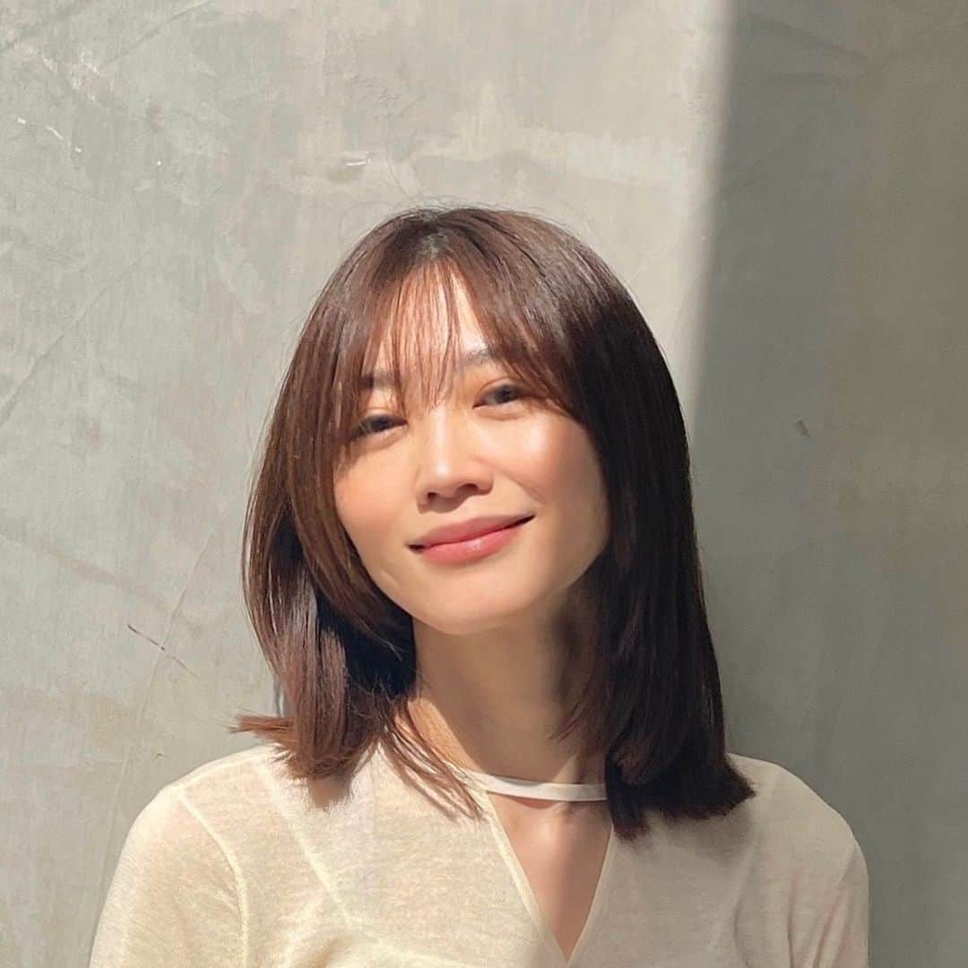 由架子 川野のインスタグラム：「愛さんのカット素晴らしすぎる💇‍♀️  @novan_tokyo  @aikitano.novan 🫶  #髪型#ミディアムヘア#ミディアムボブ#セミディ」