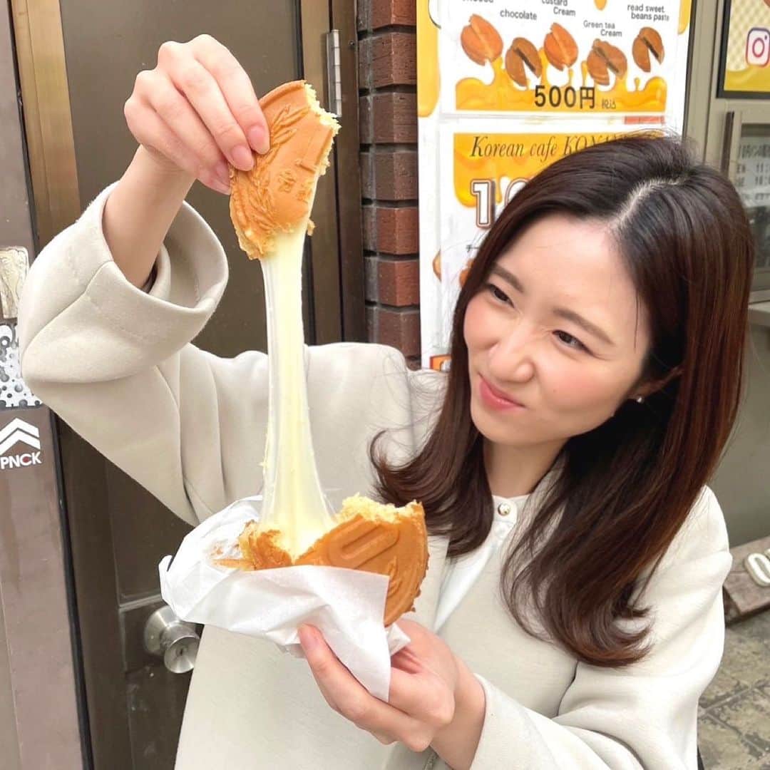 世永聖奈さんのインスタグラム写真 - (世永聖奈Instagram)「🧀 ⁡ ⁡ 並んで 伸ばした日！ ⁡ ⁡ #まだ髪が長かった頃のお話 #札幌グルメ #札幌スイーツ #10円パン #札幌 #狸小路 ⁡」5月1日 12時23分 - hbc_yonagasena