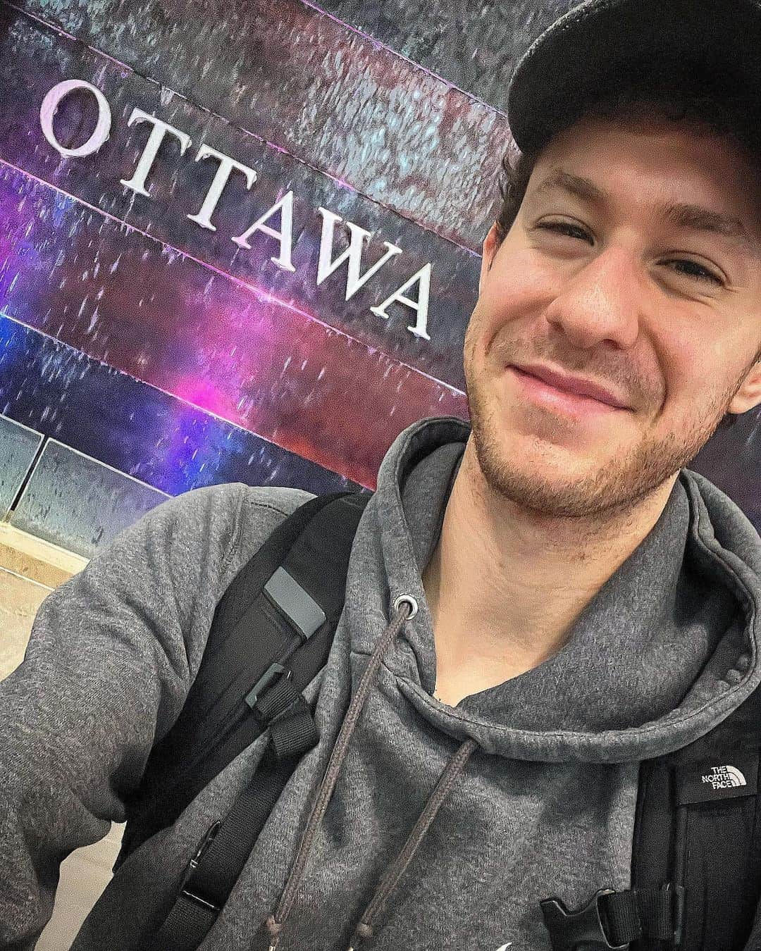 のインスタグラム：「📍Ottawa, Ontario 🇨🇦  After training in Toronto the past 5 years, it makes me so happy to finally travel around the county! Ottawa was awesome! Can’t wait to continue touring & performing with @starsonice Canada. Next stop… Moncton, NB! ❤️  #starsonice #canada #ottawa #ontario #show #tour #iceshow #soi2023 #soifamily #figureskating #perform #performance #skating #canadiantirecentre」