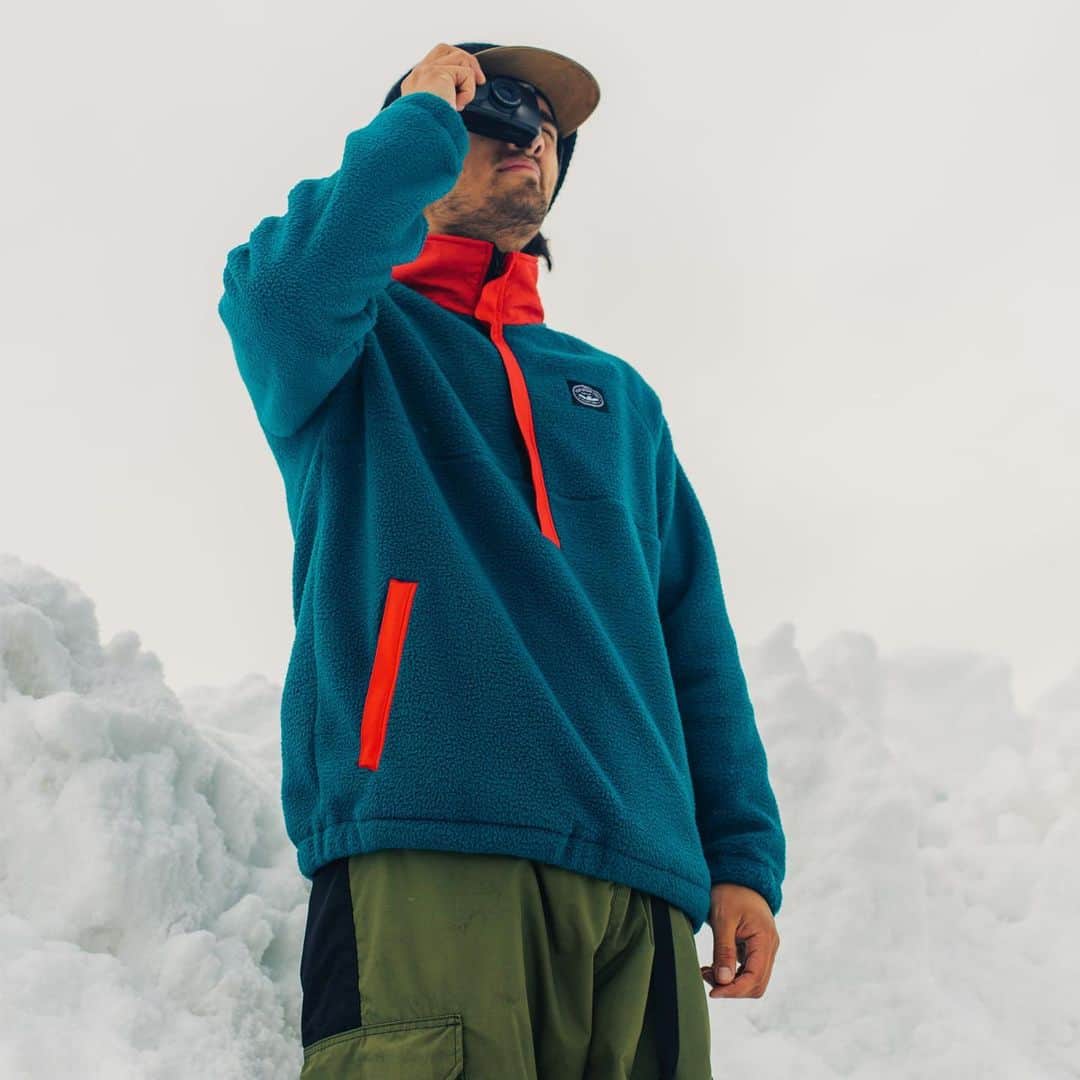 Poler Outdoor Stuffのインスタグラム：「No sun, no problem! Our ‘Camp Anorak Sherpa’ is the perfect gray day garment!   Open everyday Sunday 11-5pm  #CampVibes」